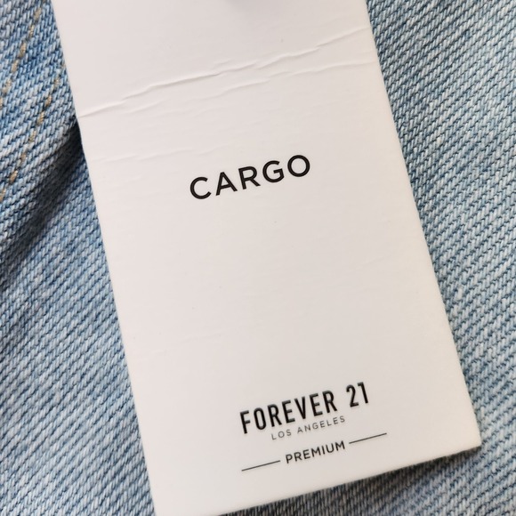 Forever 21 Premium Womens Cargo Jeans Size 27 Relaxed Fit Straight Leg Pockets - Picture 16 of 16